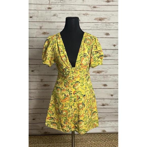 Urban Outfitter Bettie twist front floral linen-blend mini dress Size Medium - Picture 1 of 8